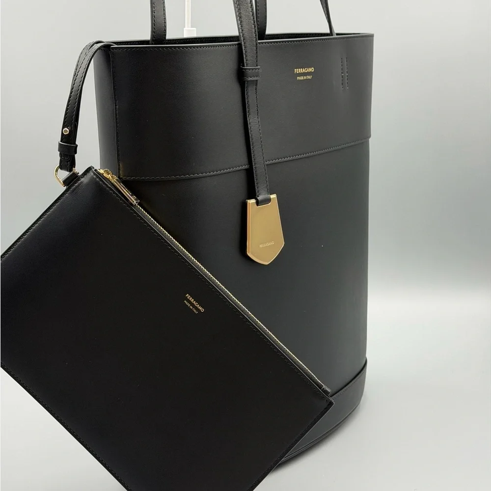 Ferragamo Black Leather Tote with Gold Tag and Pouch - Picture 10 of 14